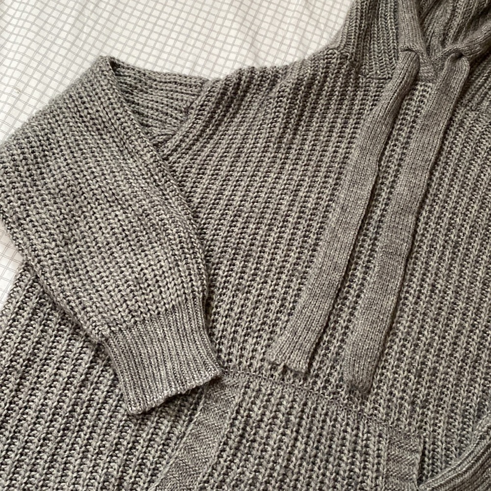 Large Knit Nasty Gal Hoodie - Picture 4 of 5